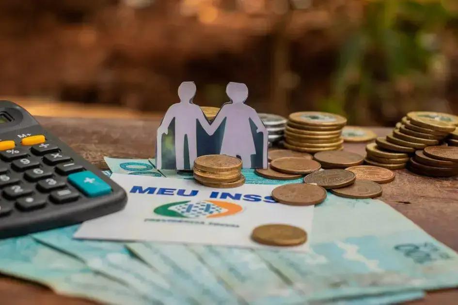 Antecipação do décimo terceiro salário do INSS: Datas e informações