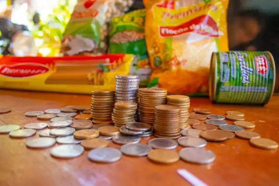 Aumento dos preços dos alimentos causa impacto no bolso do brasileiro