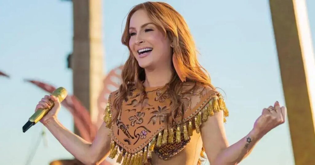 Claudia Leitte fala sobre sua fé e celebra conversão religiosa nas redes