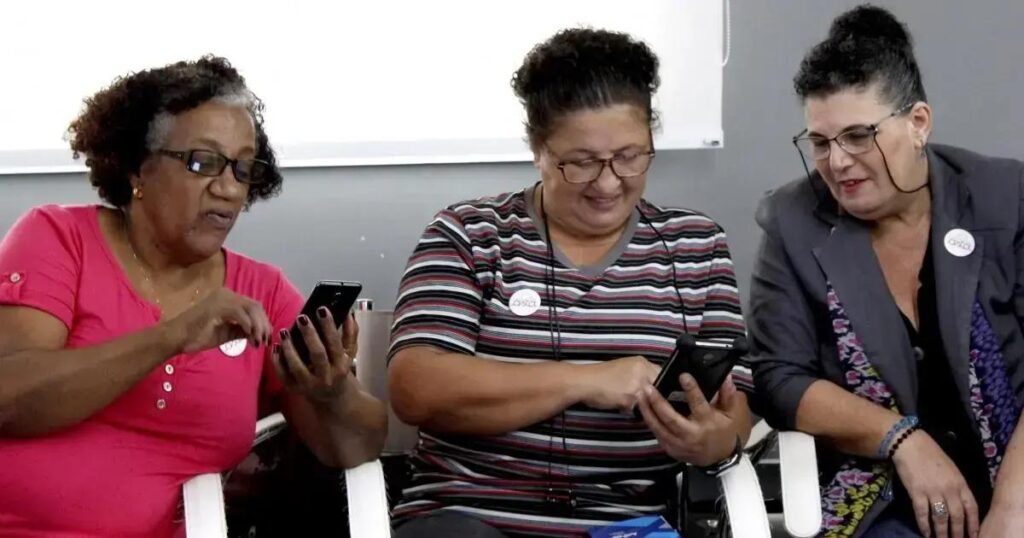 Cursos gratuitos para artesãs na Bahia oferecem prêmios de até R$ 1.000