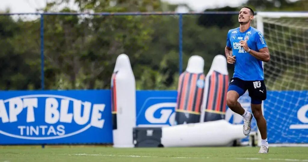 Gabriel Xavier viaja com o Bahia, mas não joga contra o Palmeiras
