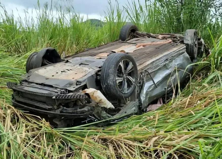 Grave acidente entre Itapetinga e Itambé deixa feridos nesta quarta-feira