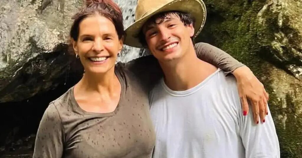 Helena Ranaldi exalta atuação do filho em remake de Vale Tudo