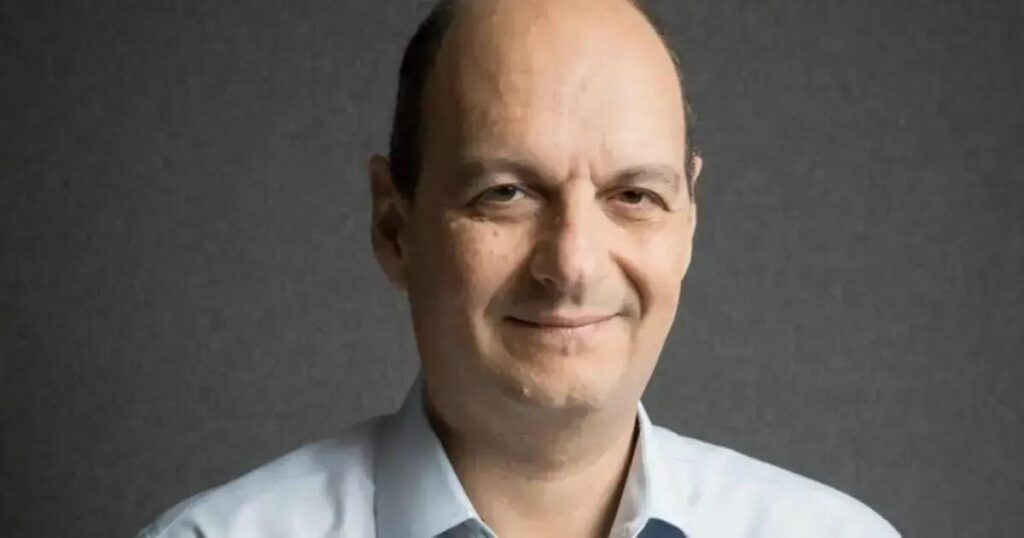 Mariano Boni deixa a Globo após 34 anos em meio a mudanças significativas