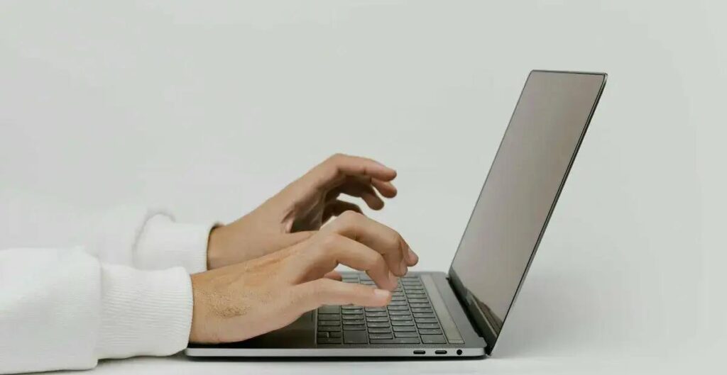 Novo ajuste SINIEF exige guarda de documentos fiscais por 11 anos