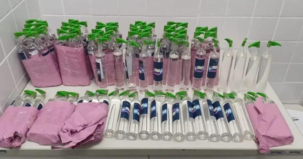 PM apreende 104 frascos de lança-perfume em Feira de Santana