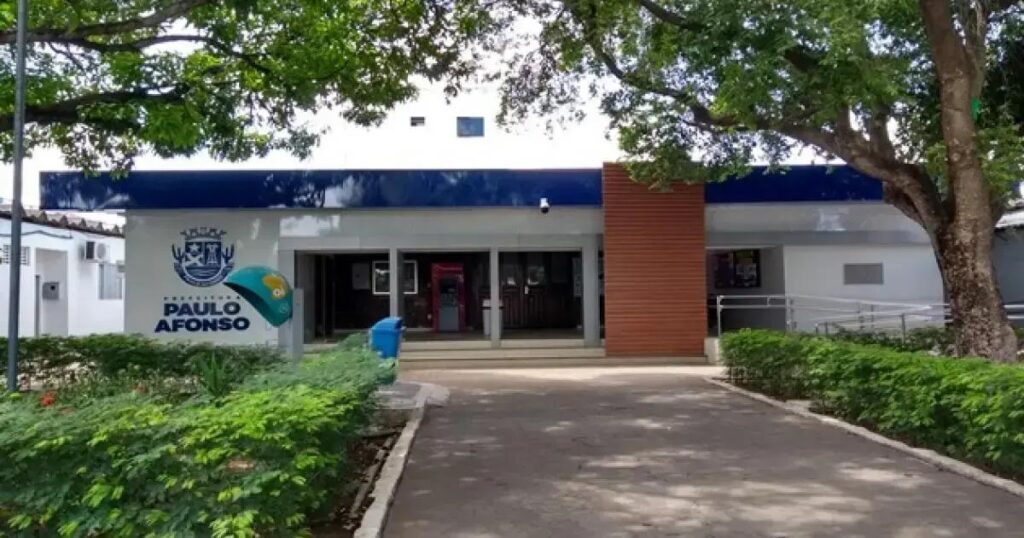 Prefeitura de Paulo Afonso alerta para golpes através de mensagens