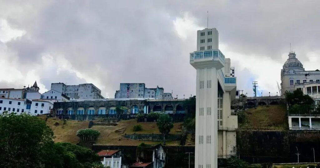 Previsão do tempo: instabilidades e chuvas na Bahia neste fim de semana