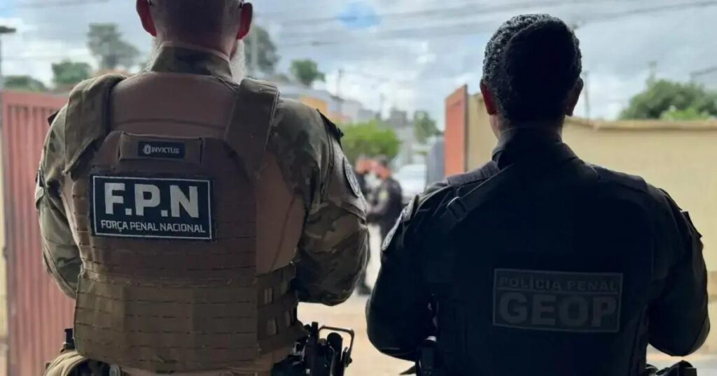 Agentes da Força Penal Nacional iniciam operação em Eunápolis, Bahia