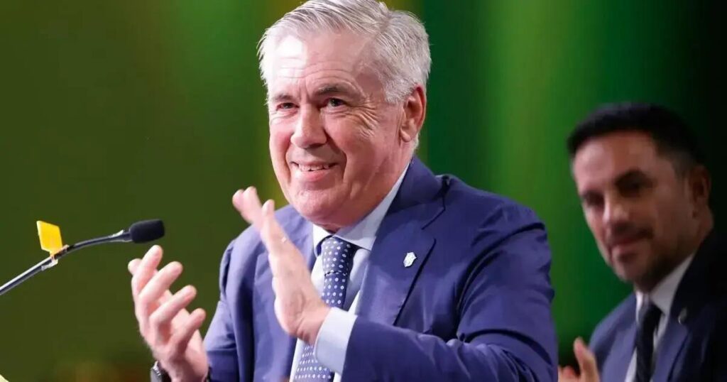 Ancelotti estreia observando jogo do Vitória contra o Corinthians pela Série A