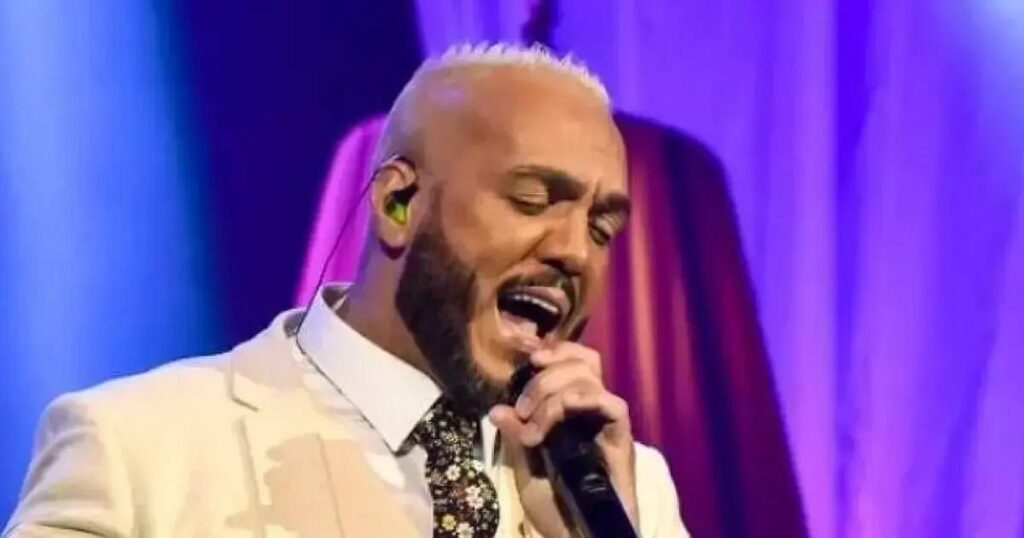 Belo assina contrato com a Globo para nova novela das 21h