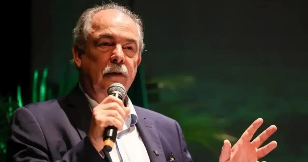 BNDES propõe aumento do IOF e taxação sobre apostas esportivas