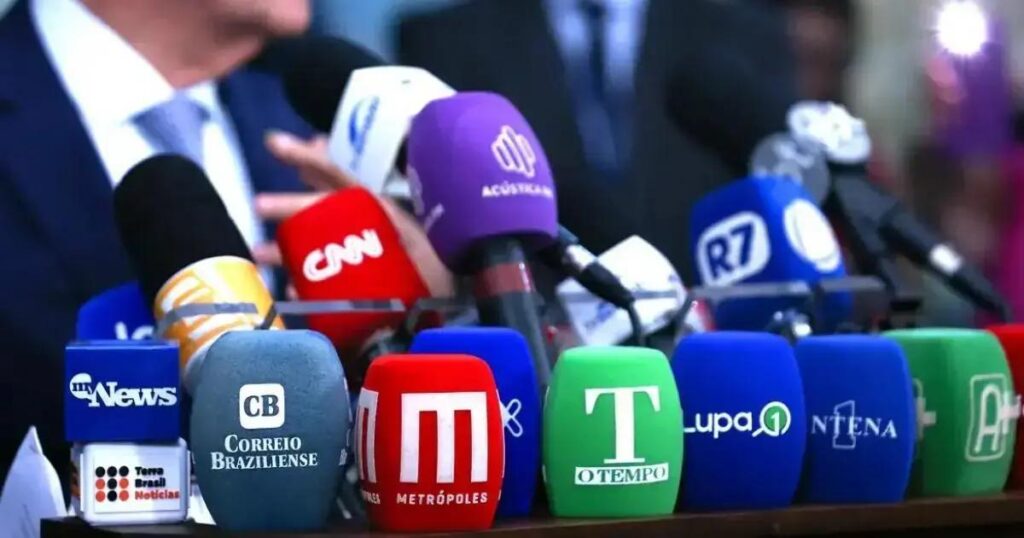 Brasil avança 47 posições em ranking de liberdade de imprensa