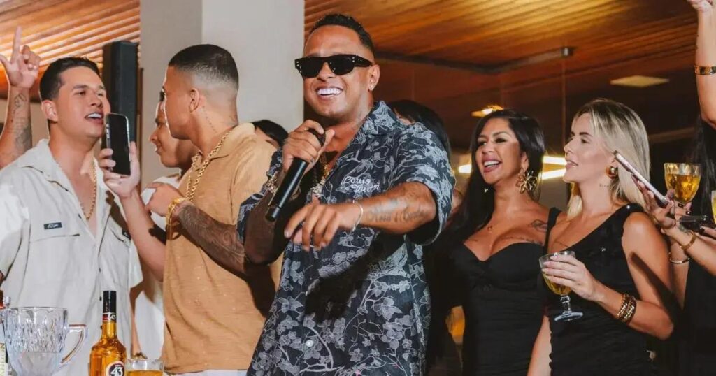 Bruno Magnata apresenta o projeto ‘Brega do Magnata’ com músicas de amor e superação