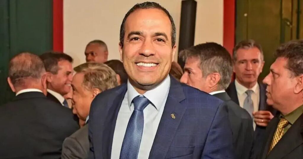 Bruno Reis comemora seu aniversário com homenagens nas redes sociais