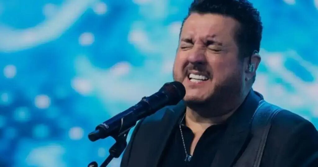 Bruno se apresenta sozinho após acidente de Marrone