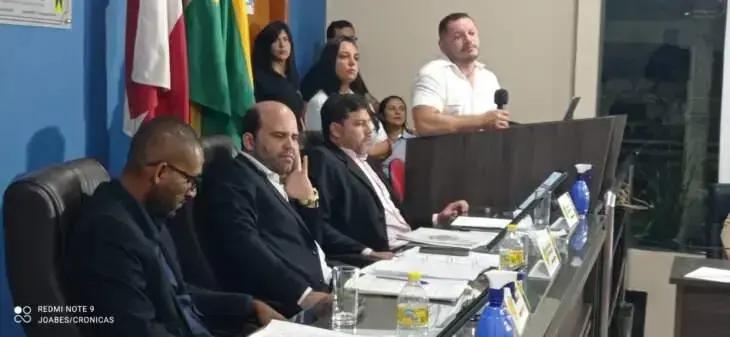 Câmara de Vereadores de Itarantim debate desabamento do mercado municipal