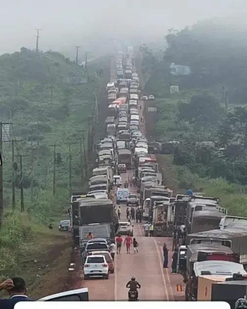 Caos na BR-101: Desvio da Veracel e interdições impactam o trânsito