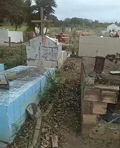 Cemitério de Vitória da Conquista: Túmulos Violados Geram Revolta na Comunidade