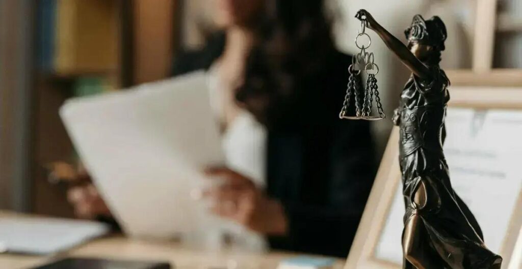 Como grupos empresariais podem utilizar a recuperação judicial a favor da alienação de ativos