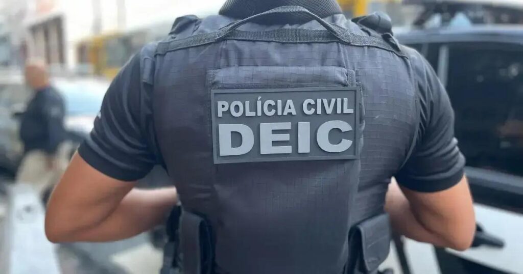 Estelionatário se faz passar por advogado e acaba preso em Salvador