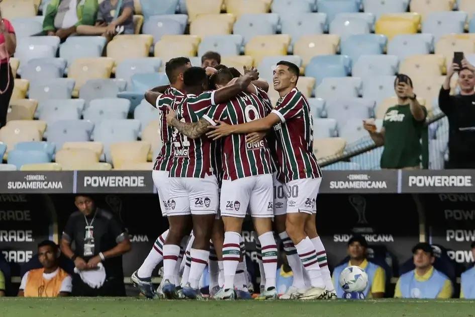 Fluminense vence Once Caldas e avança para as oitavas da Sul-Americana