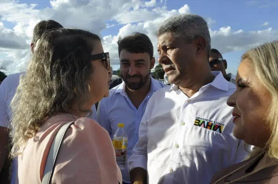 Gilvana Carvalho convida governador para visitar Potiraguá em encontro cordial
