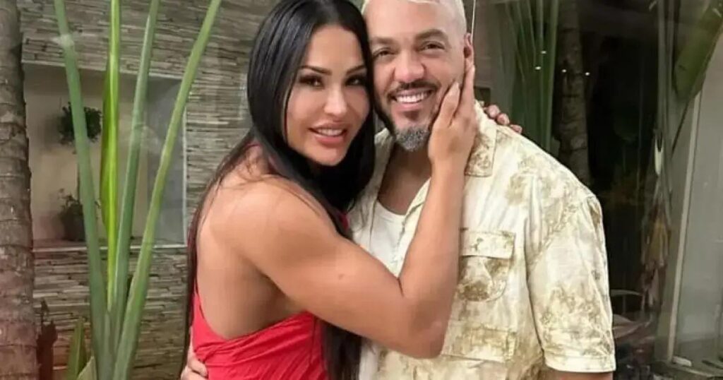 Gracyanne Barbosa deseja reatar relacionamento com Belo após um ano de separação