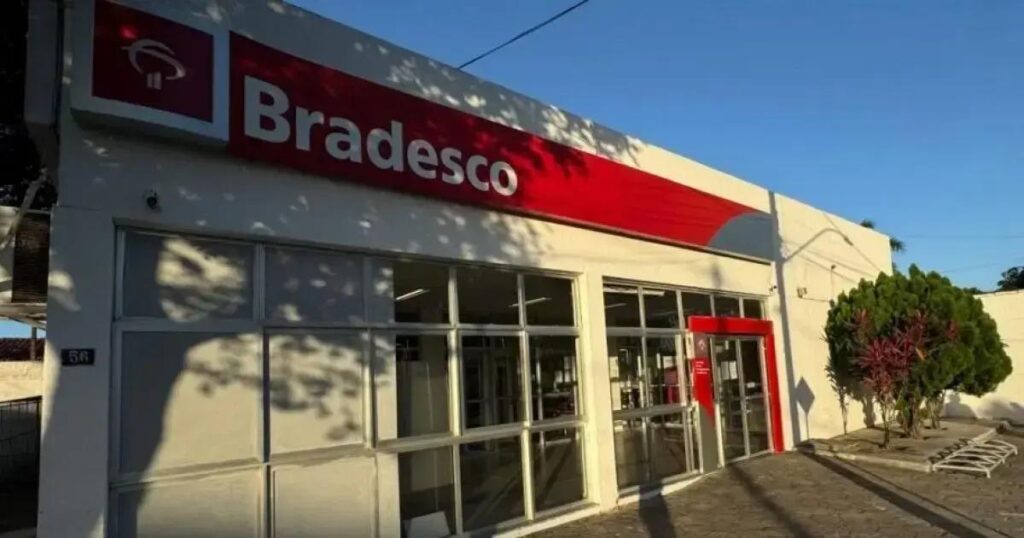 Justiça determina que Bradesco mantenha serviços em Mucuri, Bahia