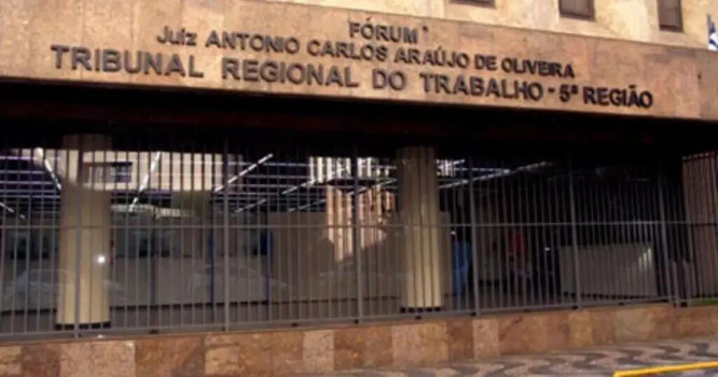 Justiça do Trabalho Bloqueia Passaportes de Devedores na Bahia