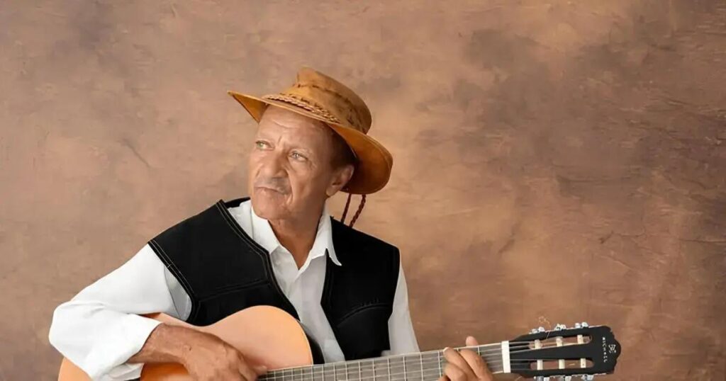 Luto na música: Wilson Aragão, ícone da cultura baiana, falece aos 75