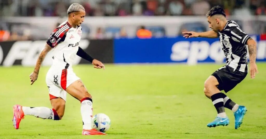 Manchester City observa Wesley do Flamengo para o Super Mundial