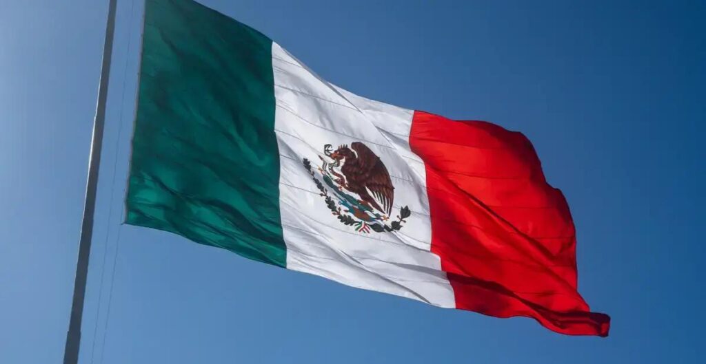 México anuncia redução da jornada semanal para 40 horas até 2030