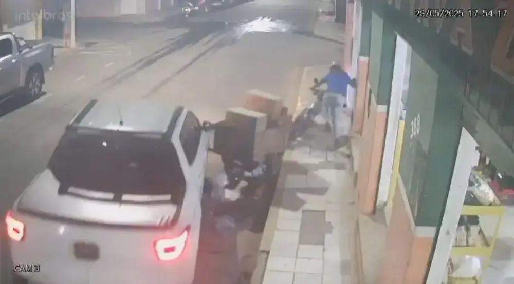 Motorista embriagado atropela motociclista em Itarantim e não é preso