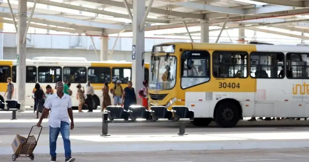 Movimentação econômica em Salvador despenca 0,8% em março de 2025