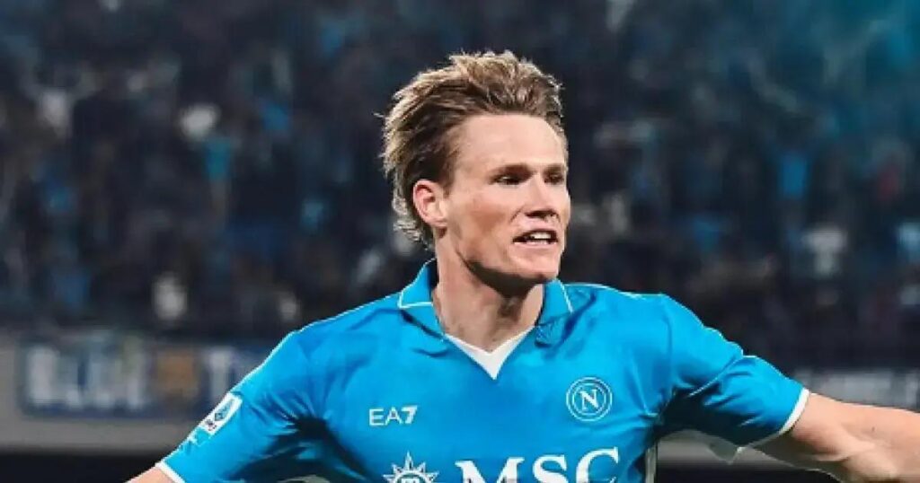 Napoli conquista o Campeonato Italiano após vitória sobre o Cagliari