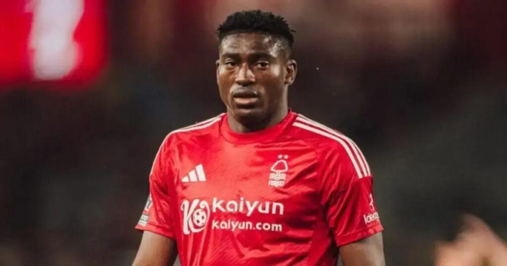 Nottingham Forest: Taiwo Awoniyi Passa por Cirurgia Após Lesão Grave