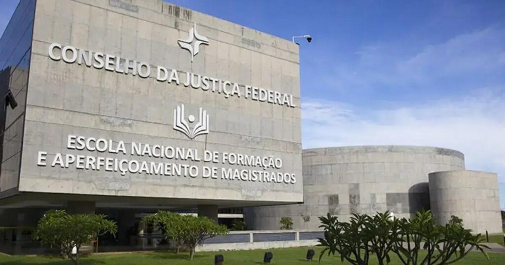 Nova resolução eleva folgas de juízes a 202 dias ao ano