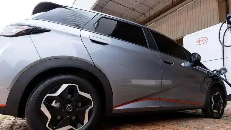 Nova tecnologia da BYD revoluciona carregamento de carros elétricos em cinco minutos