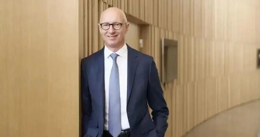 Novo Nordisk demite CEO em meio a queda nas ações e mercado concorrente