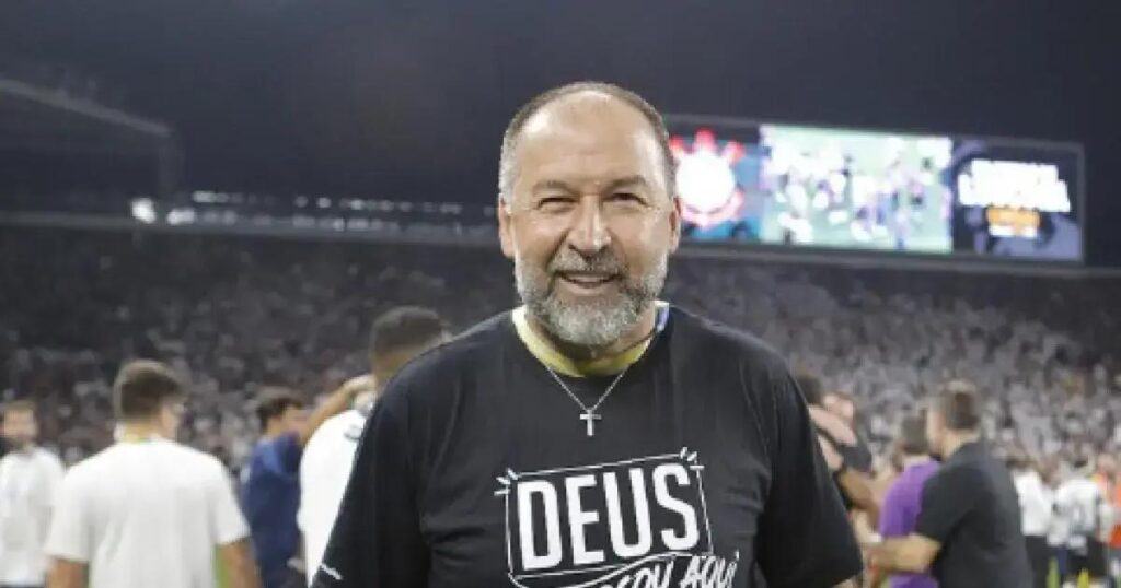 Novo pedido de impeachment contra Augusto Melo por irregularidades financeiras