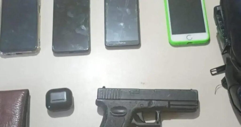 Polícia militar captura suspeitos de assalto a ônibus em Salvador