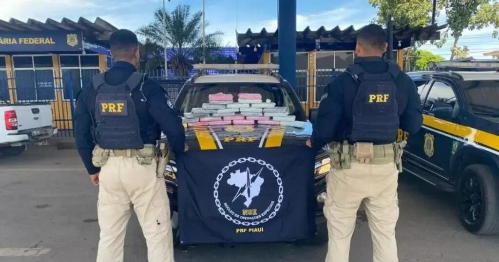 PRF apreende mais de 28 kg de cocaína em Barreiras neste mês