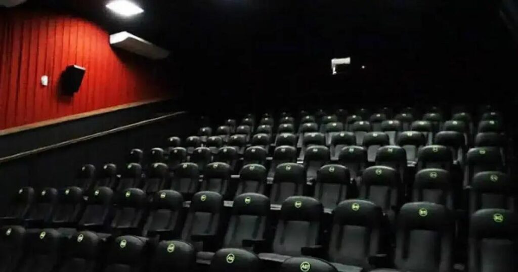 Projeto visa democratizar o acesso ao cinema para alunos da rede pública