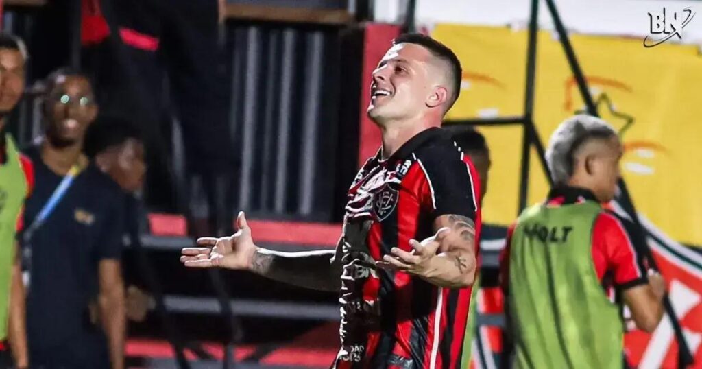 Renato Kayzer brilha na estreia e garante vitória do Vitória sobre o Vasco
