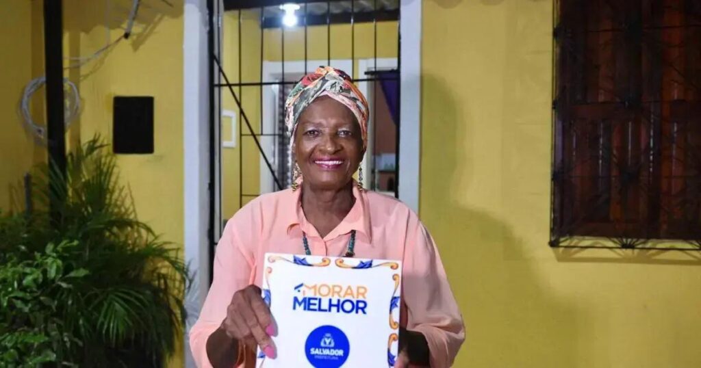 Salvador entrega 100 casas reformadas pelo programa Morar Melhor