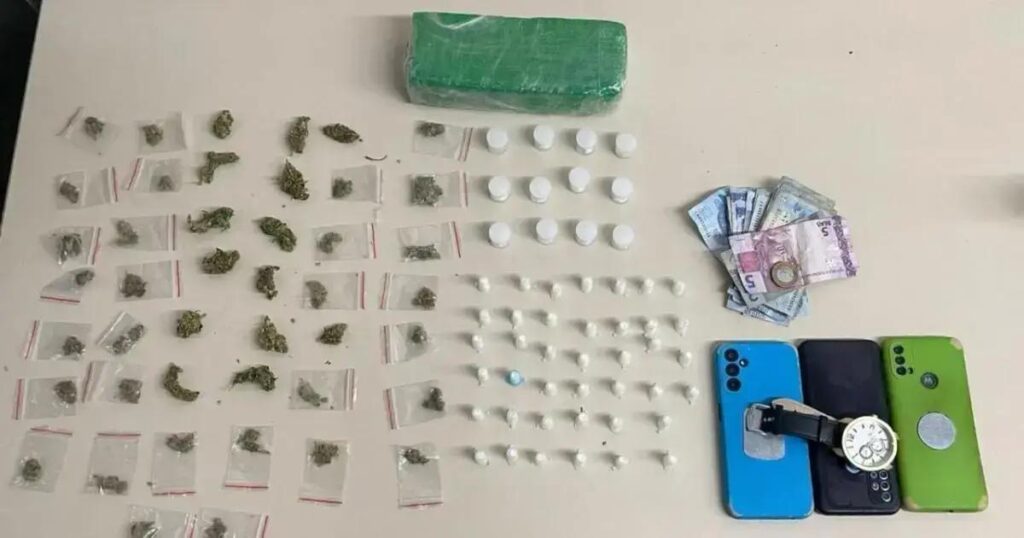 Suspeito de tráfico é preso pela polícia militar em Cajazeiras, veja detalhes