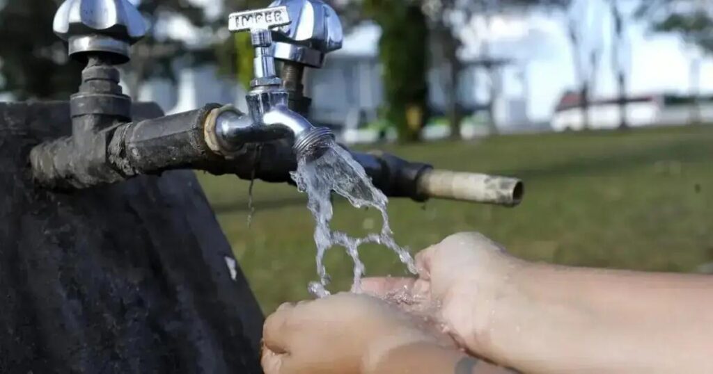 Suspensão de abastecimento de água em Salvador devido a falha elétrica