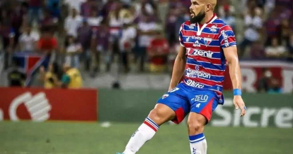 Vitória busca a volta de Zé Welison em nova janela de transferências