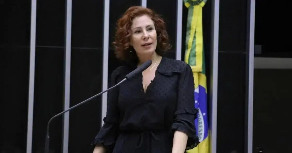 Zambelli denuncia perseguição política após condenação do STF